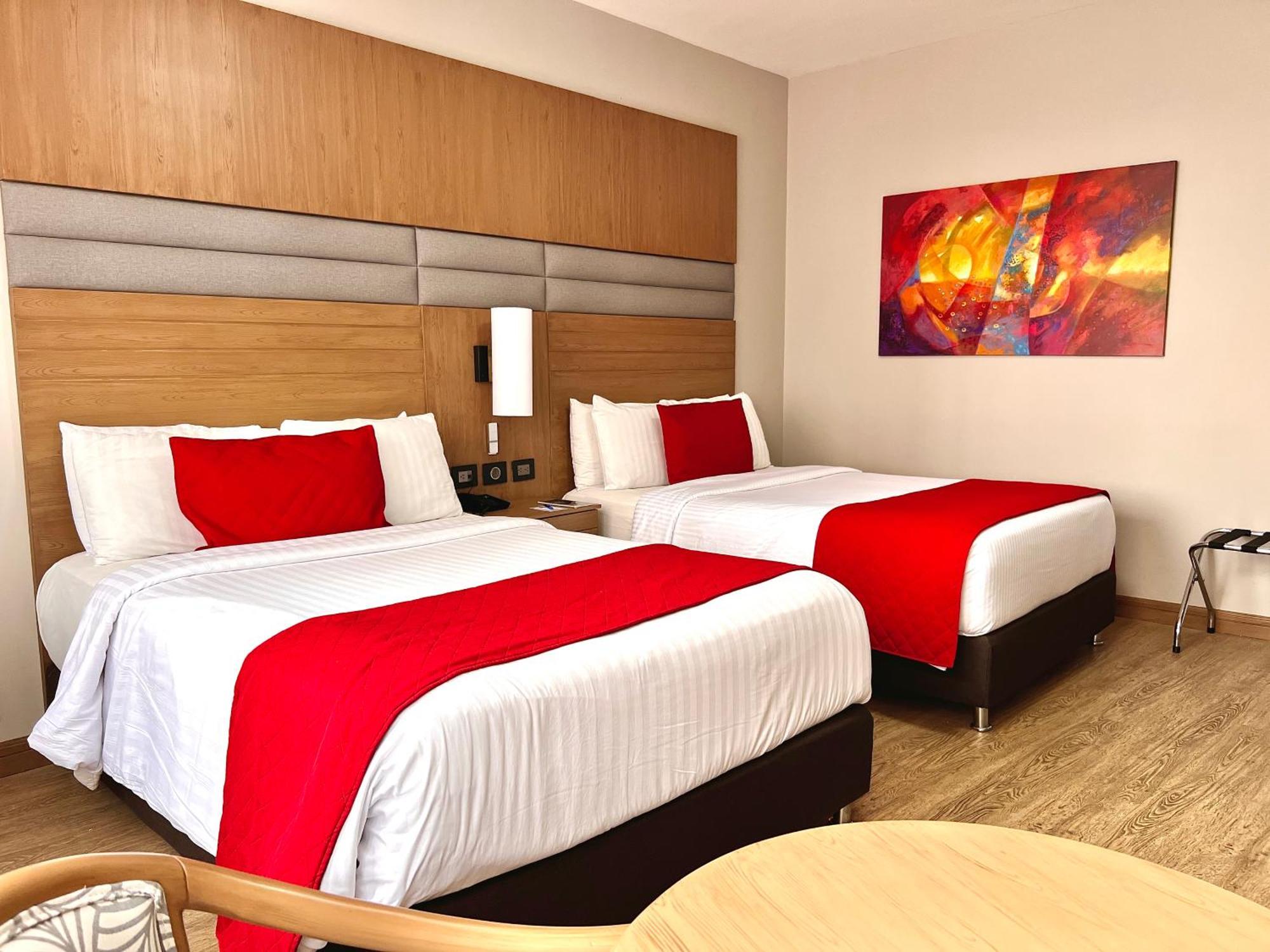 Hotel Dann Carlton Cali Exterior photo