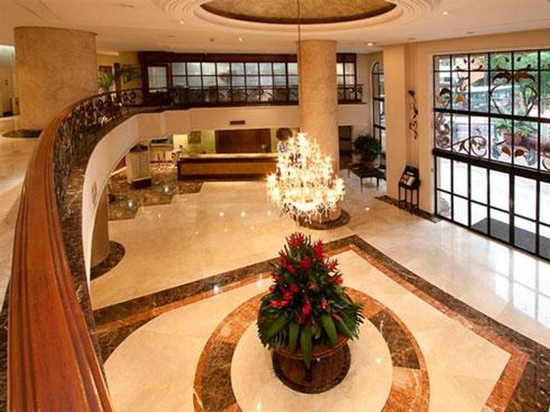 Hotel Dann Carlton Cali Exterior photo
